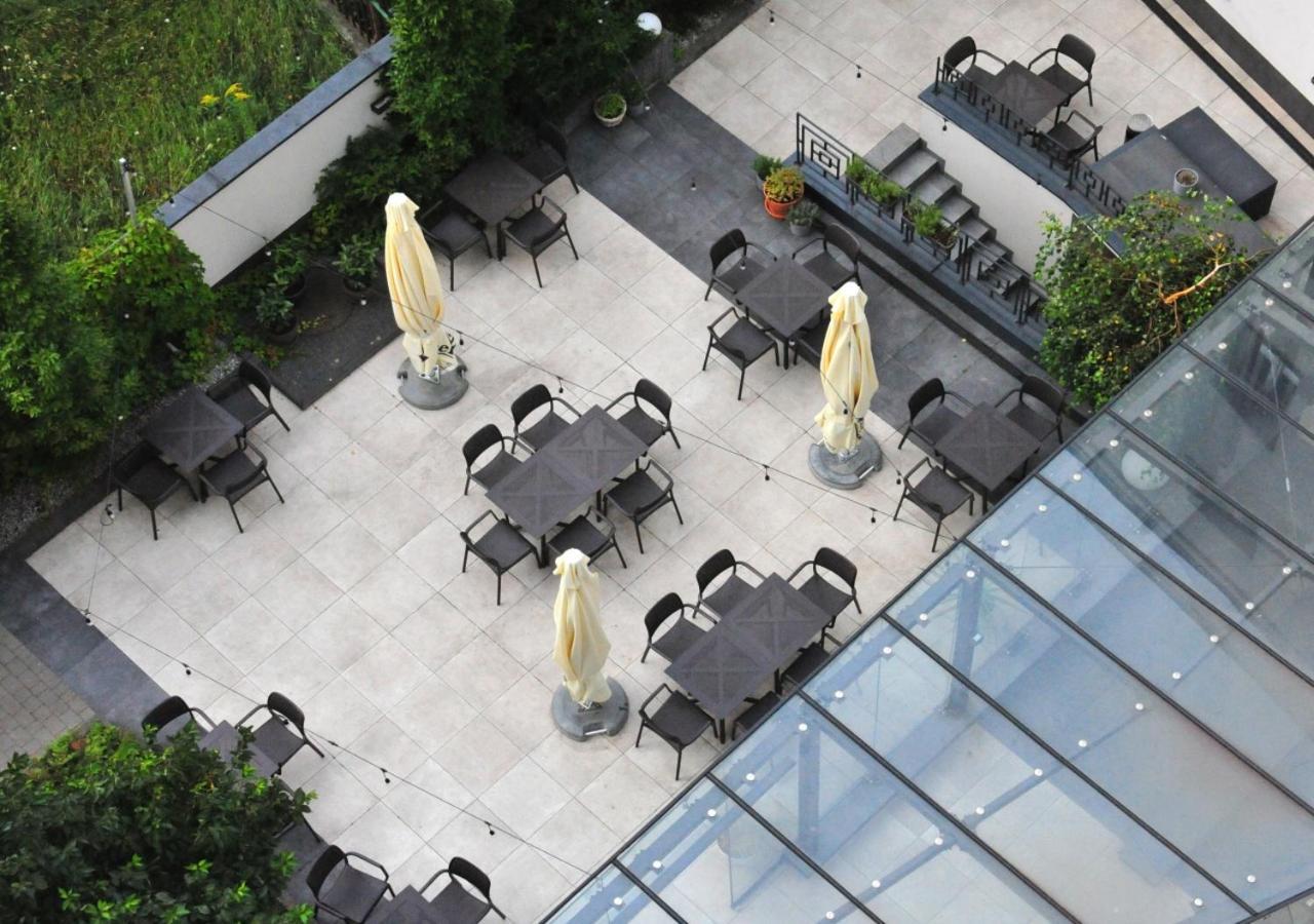Bk Aparthotel Praga - National Stadium - Comfortable Apartment For 4 People Варшава Екстер'єр фото