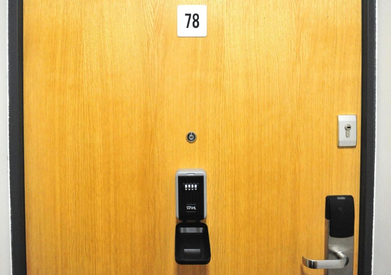 Bk Aparthotel Praga - National Stadium - Comfortable Apartment For 4 People Варшава Екстер'єр фото
